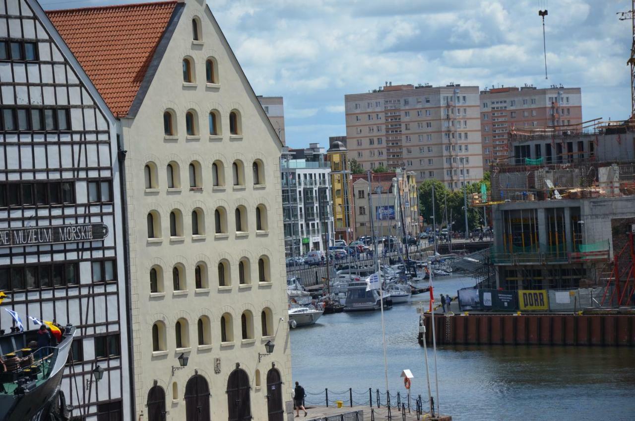 Apartment Above Motlawa Gdansk Exterior photo